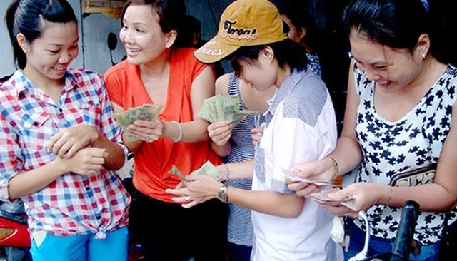Bức xúc tiền lương, gần 50% người lao động kham khổ, không đủ sống - 1 Bức xúc tiền lương, gần 50% người lao động kham khổ, không đủ sống - 1