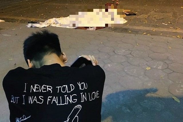 Nữ lao công bị xe điên tông chết trong đêm khuya, 2 đứa con thơ bơ vơ mất mẹ! - 2 Nữ lao công bị xe điên tông chết trong đêm khuya, 2 đứa con thơ bơ vơ mất mẹ! - 2