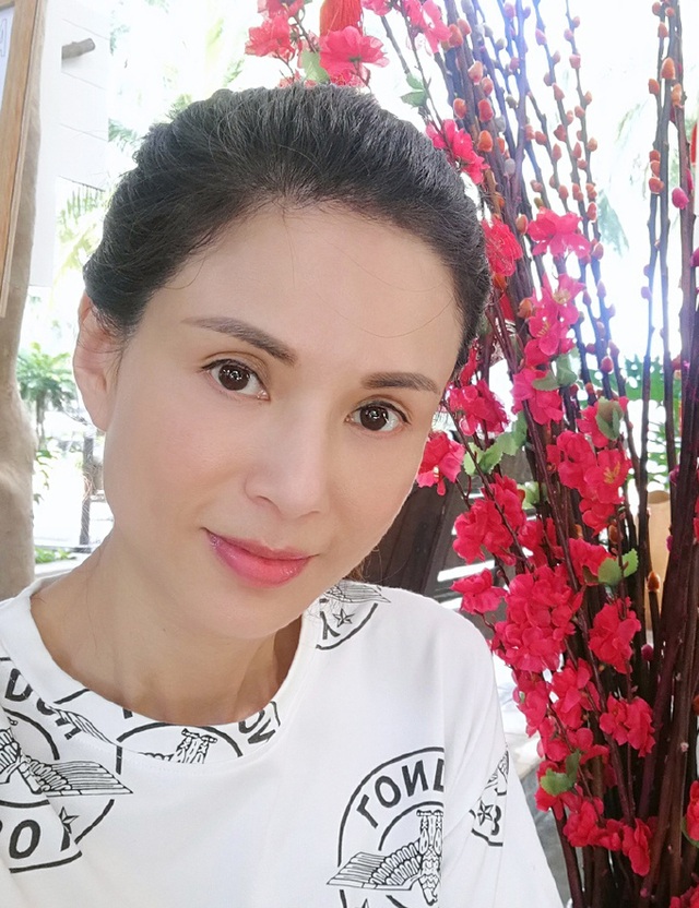 Nhan sắc nóng bỏng của Tiểu Long Nữ Lý Nhược Đồng ở tuổi 45 - 23 Nhan sắc nóng bỏng của Tiểu Long Nữ Lý Nhược Đồng ở tuổi 45 - 23