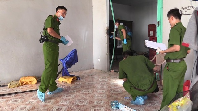 Khởi tố vụ sát hại 3 người trong căn nhà ven sông Đồng Nai - 3 Khởi tố vụ sát hại 3 người trong căn nhà ven sông Đồng Nai - 3