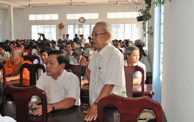 Vì sao khen thưởng cán bộ lập công không “khủng” như thưởng... cầu thủ bóng đá? - Ảnh minh hoạ 2