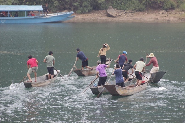 Rộn ràng Hội thi cá trắm và đua thuyền sông Son - Ảnh minh hoạ 4