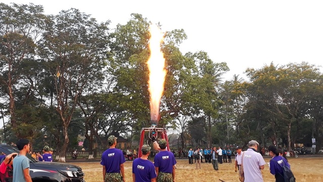 Hào hứng với lễ hội khinh khí cầu quốc tế - 3 Hào hứng với lễ hội khinh khí cầu quốc tế - 3