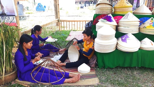Chiêm ngưỡng Không gian Nghề truyền thống 3 miền hội tụ tại Huế - 7 Chiêm ngưỡng Không gian Nghề truyền thống 3 miền hội tụ tại Huế - 7