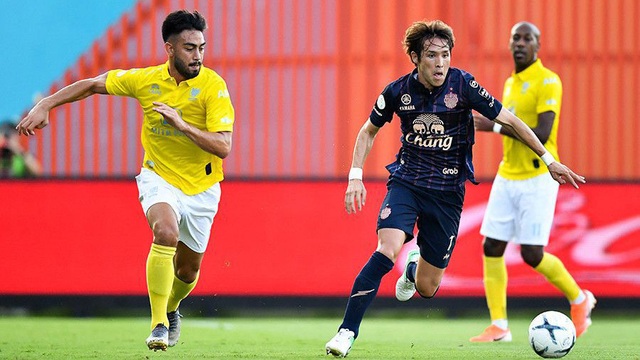 Xuân Trường không thi đấu, Buriram United thắng nhọc nhằn nhờ công nghệ VAR