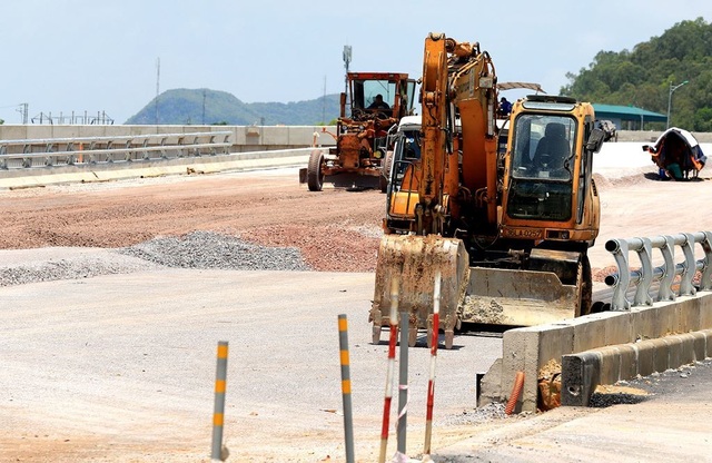 Giá cát xây dựng cao chưa từng có: Điều chỉnh hợp đồng xây dựng, mở rộng cấp phép mỏ - 2 Giá cát xây dựng cao chưa từng có: Điều chỉnh hợp đồng xây dựng, mở rộng cấp phép mỏ - 2