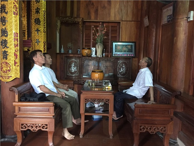 Trầm trồ trước vẻ đẹp của ngôi nhà gỗ mít độc nhất nhì đất Hà Thành - 4 Trầm trồ trước vẻ đẹp của ngôi nhà gỗ mít độc nhất nhì đất Hà Thành - 4