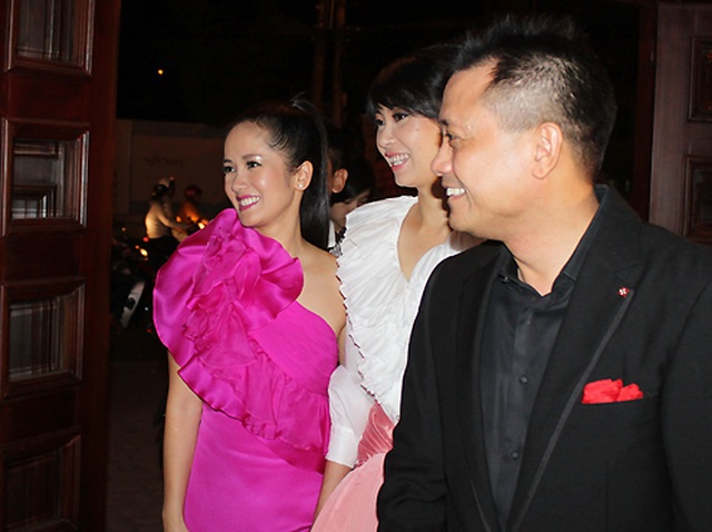 Tình bạn đáng ngưỡng mộ của diva Hồng Nhung và Hoa hậu Hà Kiều Anh - 6 Tình bạn đáng ngưỡng mộ của diva Hồng Nhung và Hoa hậu Hà Kiều Anh - 6