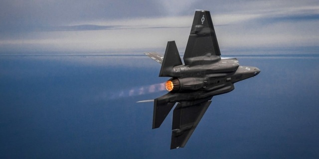 Mỹ bổ sung tính năng giúp “tia chớp” F-35 thêm sát thương khi không chiến - 1 Mỹ bổ sung tính năng giúp “tia chớp” F-35 thêm sát thương khi không chiến - 1