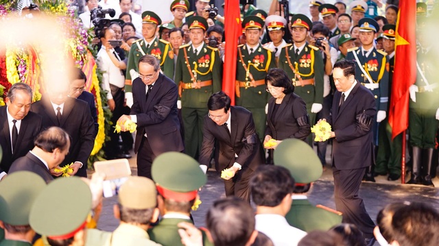 Lễ an táng Đại tướng, nguyên Chủ tịch nước Lê Đức Anh - Ảnh minh hoạ 7