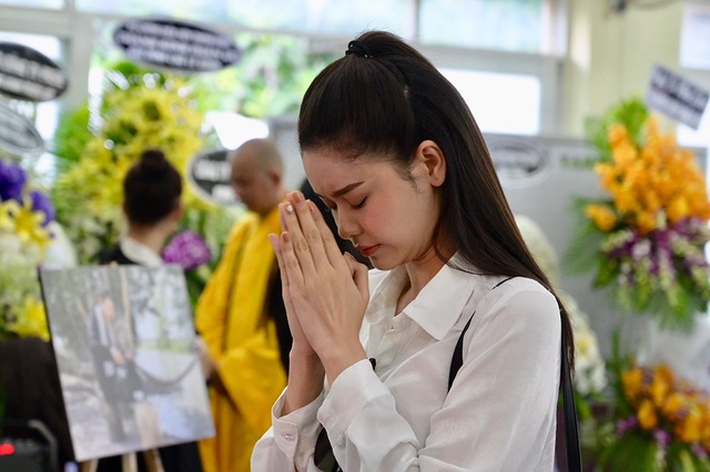 Trấn Thành cảm thấy có lỗi vì đã không đến thăm Lê Bình khi ông nằm viện - Ảnh minh hoạ 9