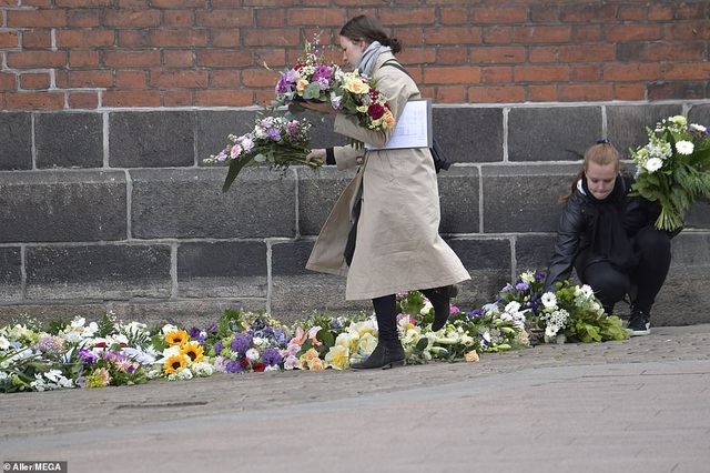 Tỷ phú Đan Mạch đau buồn tiễn đưa 3 con thiệt mạng vì vụ đánh bom ở Sri Lanka - 13