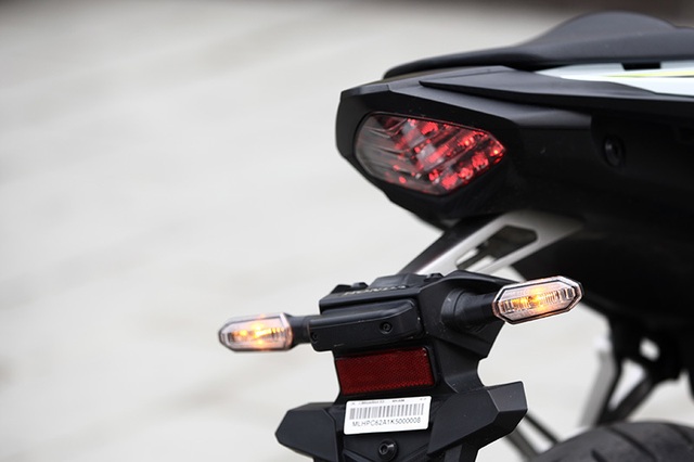 Honda CBR500R - Tự tin cho người nhập môn chơi Sportbike - 14 Honda CBR500R - Tự tin cho người nhập môn chơi Sportbike - 14