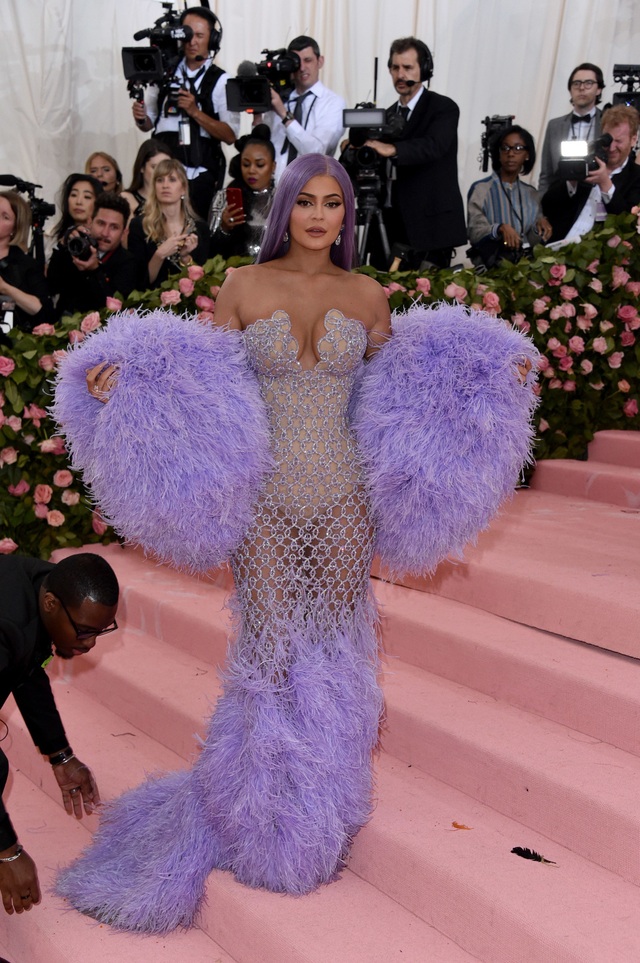 Những bộ cánh đẹp nhất trên thảm đỏ Met gala 2019 - 40 Những bộ cánh đẹp nhất trên thảm đỏ Met gala 2019 - 40