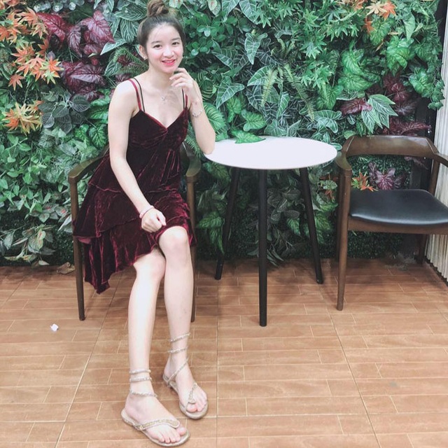 Nữ bác sĩ tương lai bất ngờ nổi tiếng vì quá nóng bỏng - 5 Nữ bác sĩ tương lai bất ngờ nổi tiếng vì quá nóng bỏng - 5