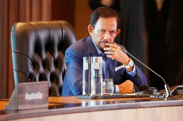 Brunei hoãn luật tử hình người quan hệ đồng giới bằng ném đá - 1 Brunei hoãn luật tử hình người quan hệ đồng giới bằng ném đá - 1