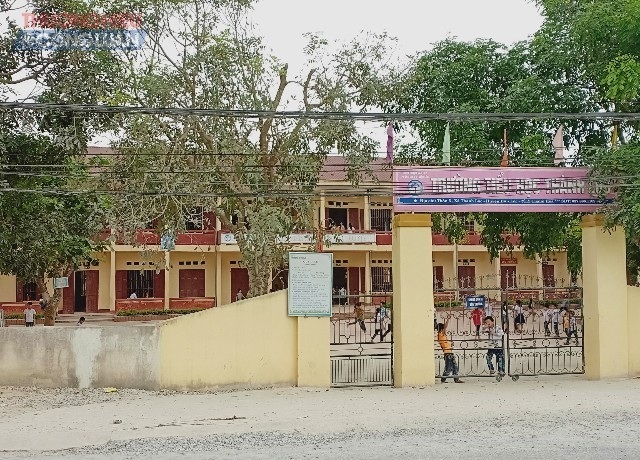 Giáo viên lên lớp nhưng không dạy học nhiều tháng - 1 Giáo viên lên lớp nhưng không dạy học nhiều tháng - 1