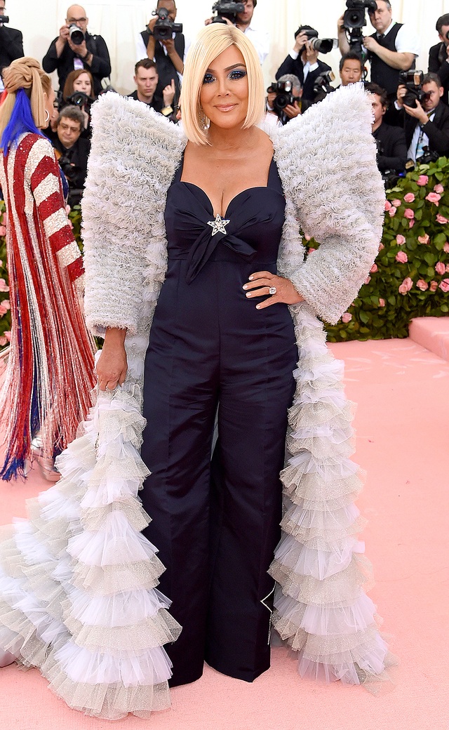 Khi sao bất ngờ mặc xấu tại Met Gala 2019 - 7 Khi sao bất ngờ mặc xấu tại Met Gala 2019 - 7