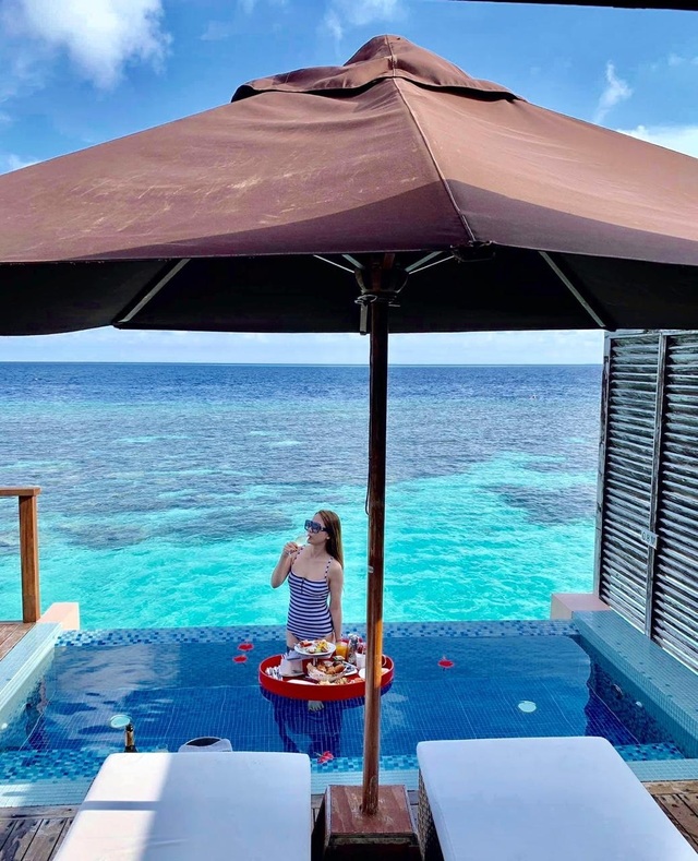 Gái xinh Sài Gòn check-in ở Maldives sang chảnh như Rich Kid khiến ai cũng phải trầm trồ - 1 Gái xinh Sài Gòn check-in ở Maldives sang chảnh như Rich Kid khiến ai cũng phải trầm trồ - 1