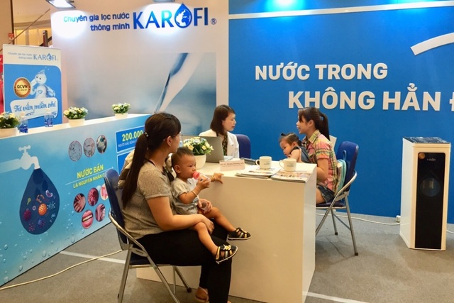 Hàng trăm hộ dân khu vực phía Nam TP.HCM được phân tích nước miễn phí - 4 Hàng trăm hộ dân khu vực phía Nam TP.HCM được phân tích nước miễn phí - 4