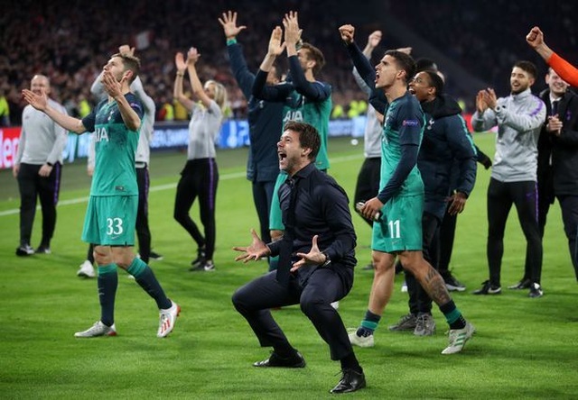 HLV Pochettino bật khóc sau màn ngược dòng khó tin của Tottenham - 3 HLV Pochettino bật khóc sau màn ngược dòng khó tin của Tottenham - 3