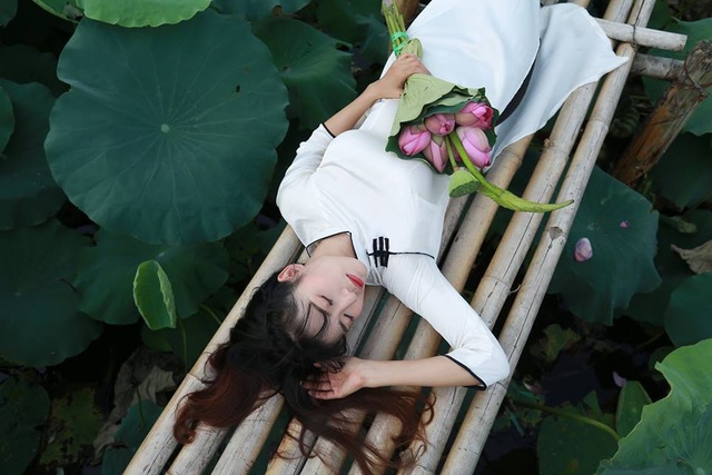 Từng trầm cảm muốn nhảy lầu, mẹ một con trở lại đẹp ngỡ ngàng - 8 Từng trầm cảm muốn nhảy lầu, mẹ một con trở lại đẹp ngỡ ngàng - 8