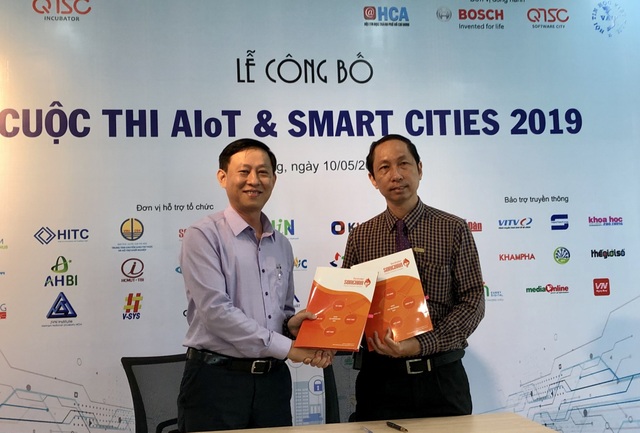 Tạo sân chơi cho sinh viên và doanh nghiệp chia sẻ về AI, IoT - 1 Tạo sân chơi cho sinh viên và doanh nghiệp chia sẻ về AI, IoT - 1