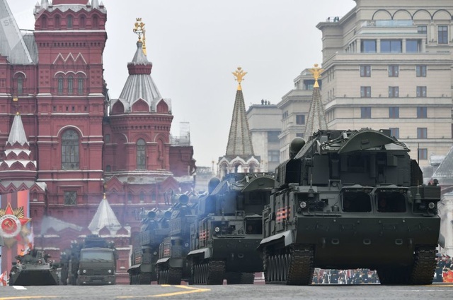 Cận cảnh dàn khí tài Nga phô diễn sức mạnh trong lễ duyệt binh - 7