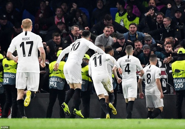 “Đấu súng” nghẹt thở, Chelsea vào chung kết Europa League - 7 “Đấu súng” nghẹt thở, Chelsea vào chung kết Europa League - 7