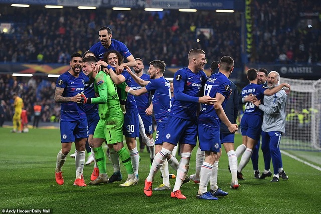 “Đấu súng” nghẹt thở, Chelsea vào chung kết Europa League - 13 “Đấu súng” nghẹt thở, Chelsea vào chung kết Europa League - 13
