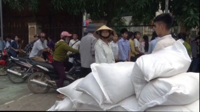 Nghệ An: Gạo cấp cho học sinh về địa phương chậm - 1 Nghệ An: Gạo cấp cho học sinh về địa phương chậm - 1