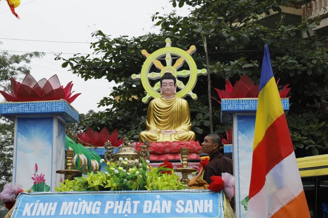Hà Nam: 400 xe hoa tham gia rước Phật chào mừng Đại lễ Vesak 2019 - 4 Hà Nam: 400 xe hoa tham gia rước Phật chào mừng Đại lễ Vesak 2019 - 4