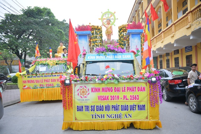 Hà Nam: 400 xe hoa tham gia rước Phật chào mừng Đại lễ Vesak 2019 - 6 Hà Nam: 400 xe hoa tham gia rước Phật chào mừng Đại lễ Vesak 2019 - 6