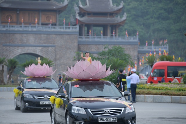 Hà Nam: 400 xe hoa tham gia rước Phật chào mừng Đại lễ Vesak 2019 - 13 Hà Nam: 400 xe hoa tham gia rước Phật chào mừng Đại lễ Vesak 2019 - 13