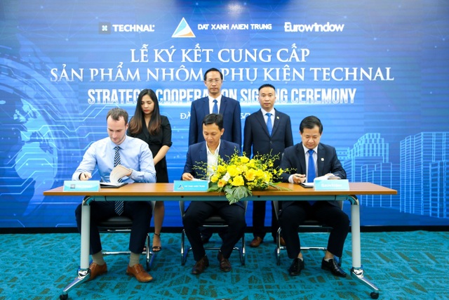 Đất Xanh Miền Trung ký kết cung cấp sản phẩm nhôm phụ kiện Technal thuộc tập đoàn Hydro - 1 Đất Xanh Miền Trung ký kết cung cấp sản phẩm nhôm phụ kiện Technal thuộc tập đoàn Hydro - 1