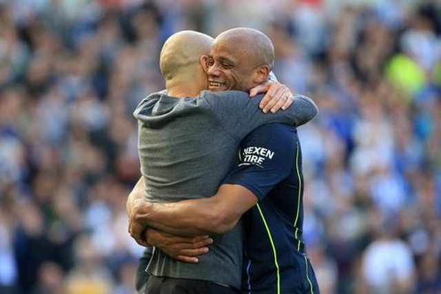 Brighton 1-4 Man City: Thầy trò Guardiola vô địch Premier League - 3
