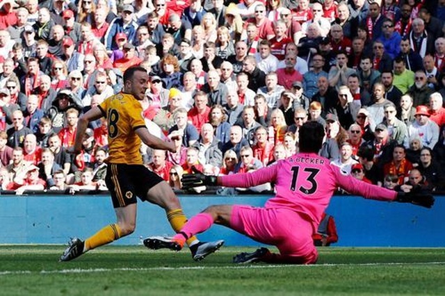 Thắng Wolves, Liverpool thiết lập kỷ lục về nhì tại Premier League - 3