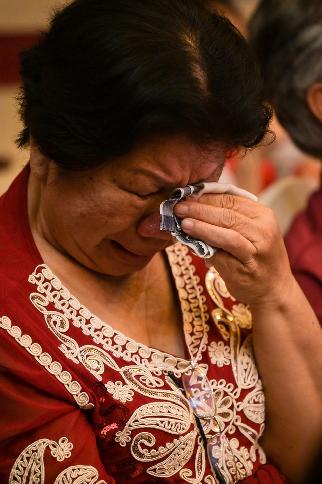 Phương Vy, Nam Cường, Hồ Trung Dũng… rơi nước mắt khi chia sẻ về mẹ - 11