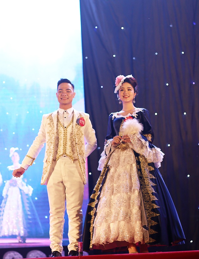 Nam thanh nữ tú ĐHQG Hà Nội khoe sắc với trang phục truyền thống 5 châu - 10 Nam thanh nữ tú ĐHQG Hà Nội khoe sắc với trang phục truyền thống 5 châu - 10