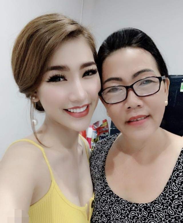 Sao Việt khoe ảnh và trải lòng trong Ngày của Mẹ - 7 Sao Việt khoe ảnh và trải lòng trong Ngày của Mẹ - 7