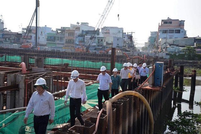 Dự án 10.000 tỷ hoàn thành, TPHCM có hết ngập không? - 1 Dự án 10.000 tỷ hoàn thành, TPHCM có hết ngập không? - 1