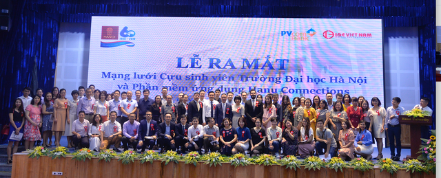 Ra mắt mạng lưới cựu sinh viên trường Đại học Hà Nội - 1 Ra mắt mạng lưới cựu sinh viên trường Đại học Hà Nội - 1