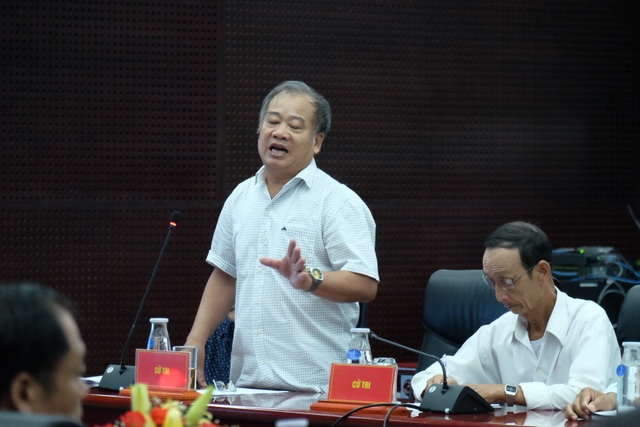 Chủ tịch Đà Nẵng: Nếu không khẩn trương xử lý, thành phố sẽ... ngập rác! - 3 Chủ tịch Đà Nẵng: Nếu không khẩn trương xử lý, thành phố sẽ... ngập rác! - 3