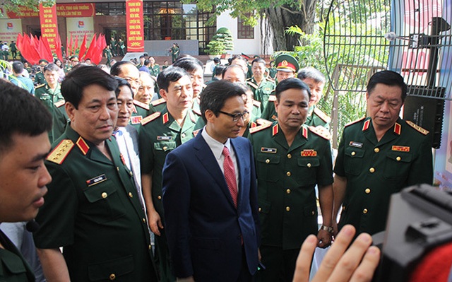 pho-thu-tuong-tham-quan-1557921538025.jpg