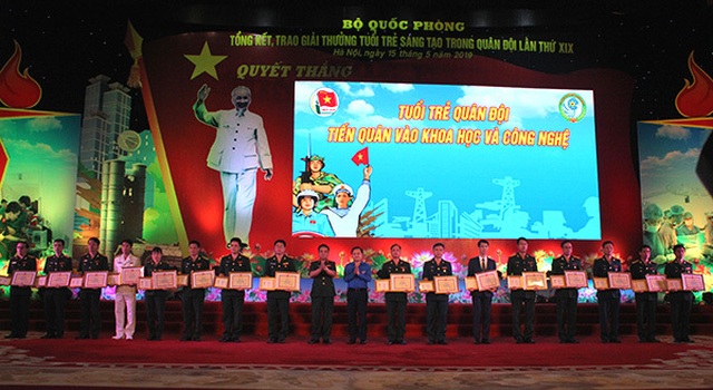 thuong-tuong-le-chiem-1557921538019.jpg