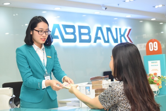 Khách hàng cá nhân có xu hướng lựa chọn hình thức vay linh hoạt về thời hạn trả nợ - 2 Khách hàng cá nhân có xu hướng lựa chọn hình thức vay linh hoạt về thời hạn trả nợ - 2