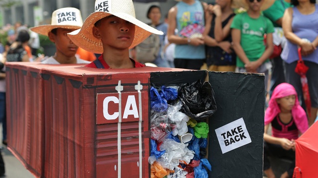 Philippines, Canada to tiếng vì chuyện rác thải - 1