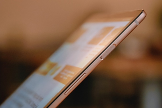 Đánh giá Galaxy Tab S5e: Máy tính bảng mỏng, gọn và nhẹ nhất của Samsung - 2