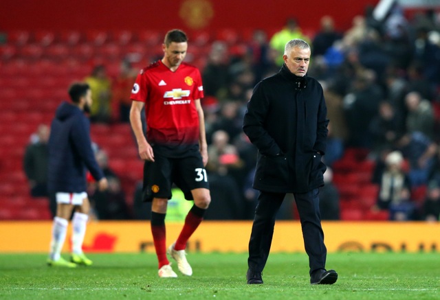 Mourinho cảnh báo Solskjaer sẽ trở thành con rối ở Man Utd - 1 Mourinho cảnh báo Solskjaer sẽ trở thành con rối ở Man Utd - 1