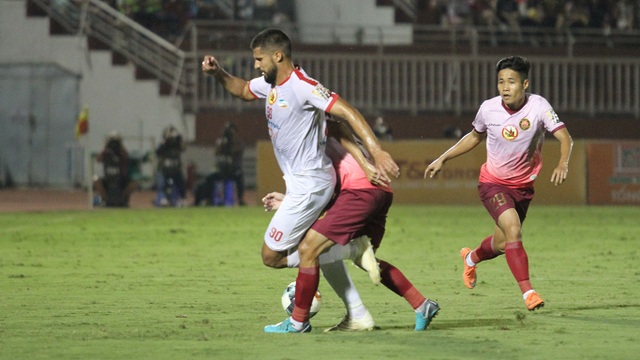 Quế Ngọc Hải mắc sai lầm, Viettel thua đậm Sài Gòn FC - 2 Quế Ngọc Hải mắc sai lầm, Viettel thua đậm Sài Gòn FC - 2
